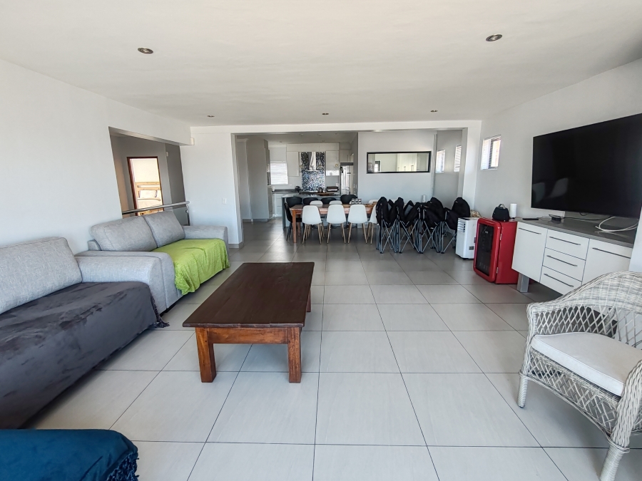 5 Bedroom Property for Sale in Calypso Beach Western Cape